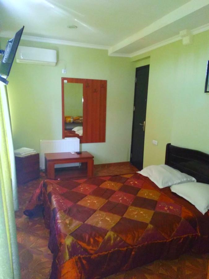 Hotel Texas Tbilisi Bagian luar foto