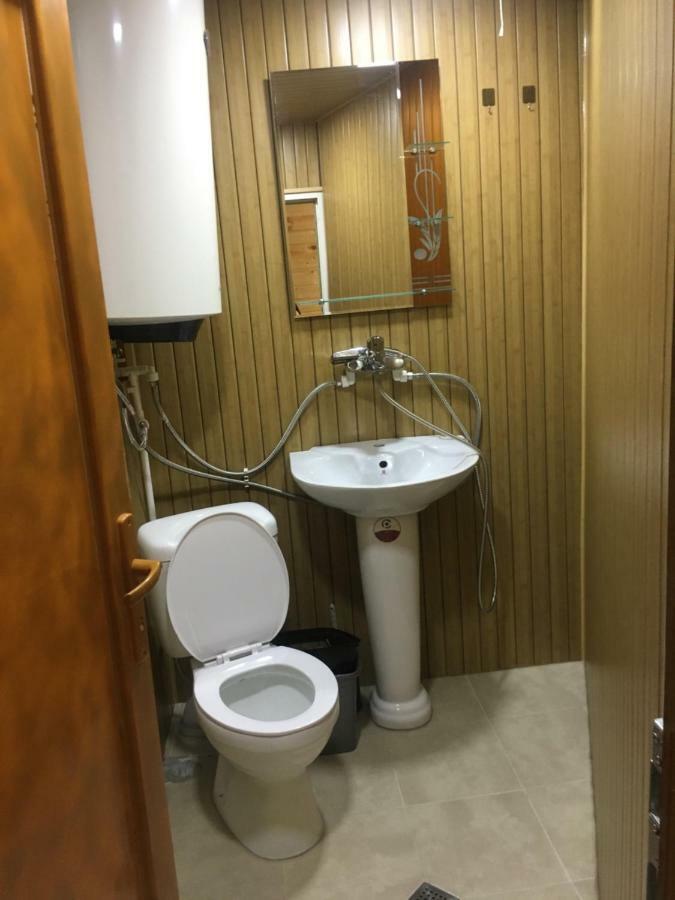 Hotel Texas Tbilisi Bagian luar foto
